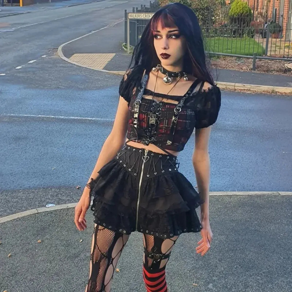 Falda Corsé Gótica con Cordones – Mini Falda Kawaii Harajuku Punk con Volantes