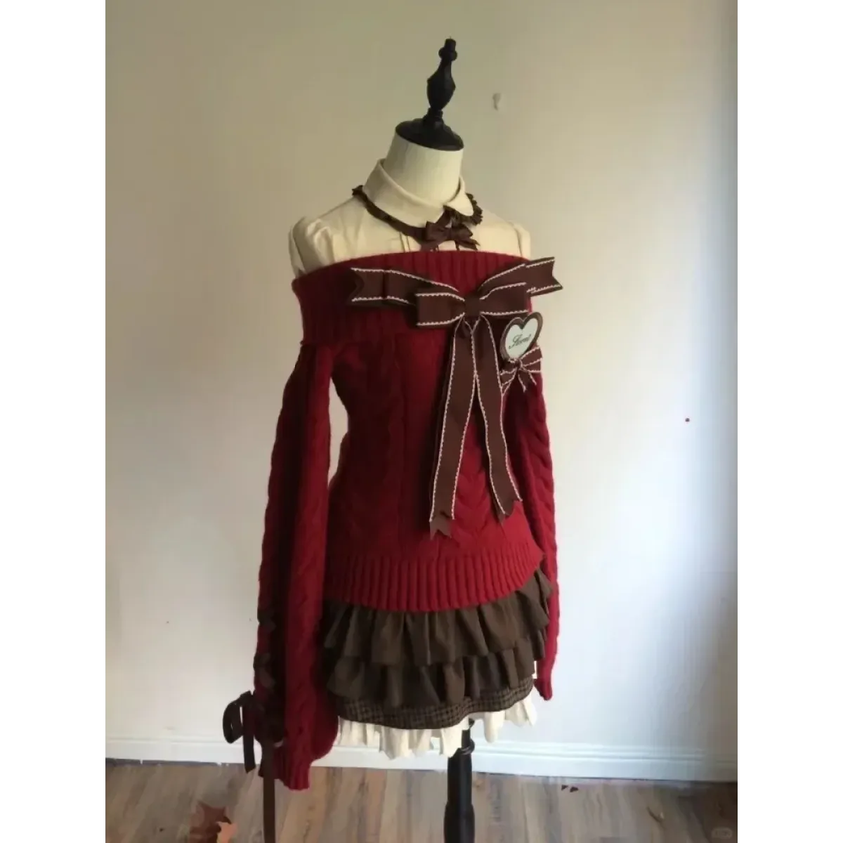 Conjunto de suéter con lazo al hombro y falda fruncida Y2K – Tejido de otoño