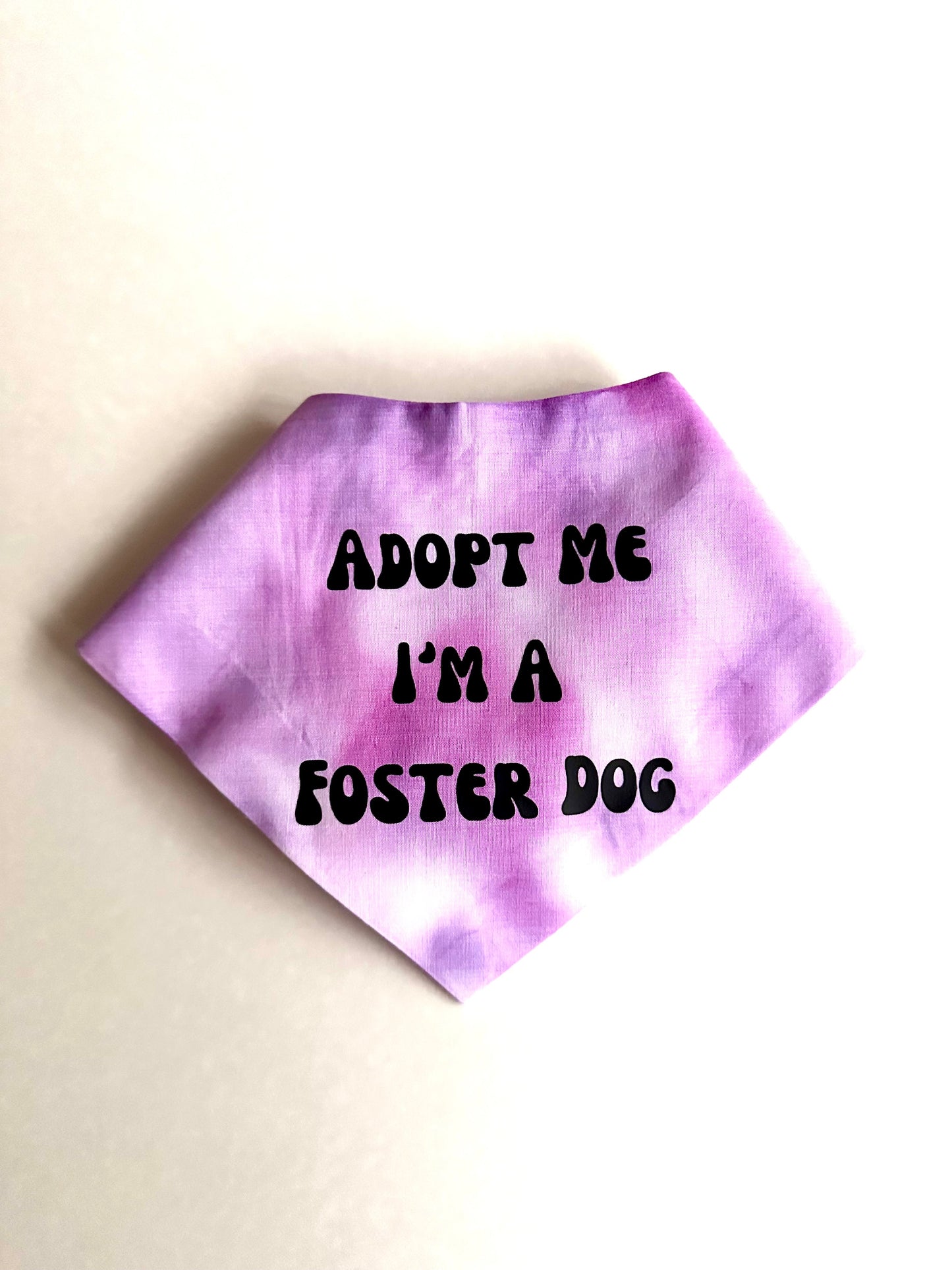 Bandana teñida para perro "Adoptame, soy un perro de acogida", recién llegada
