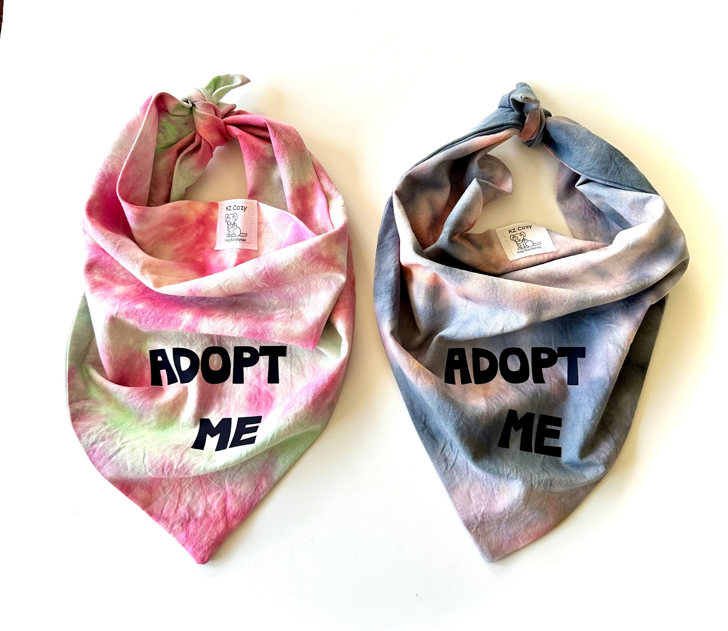 Bandana teñida para perros Adopt Me, la más vendida