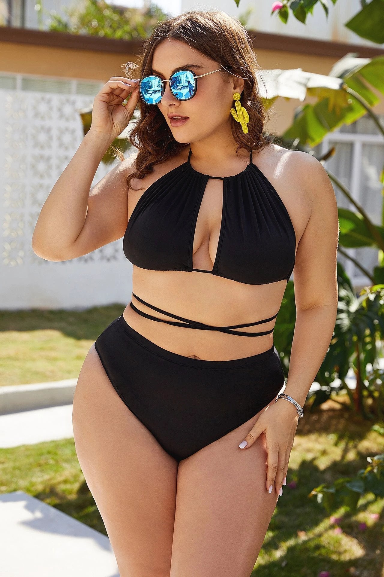 Nuevo bikini negro sexy de cintura alta que cubre el cuerpo y el vientre.