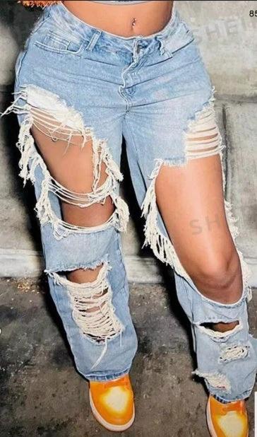Pantalones vaqueros de pierna recta con corte desgastado, deshilachados y bolsillos inclinados estilo vintage de calle, cómodos e informales.