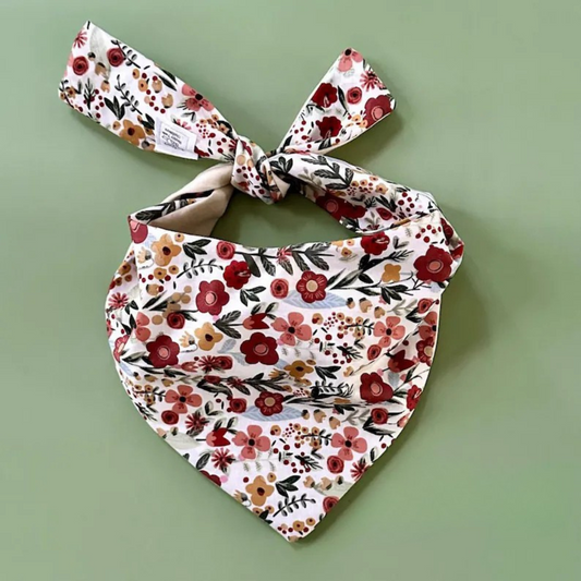 Bandana floral para perro