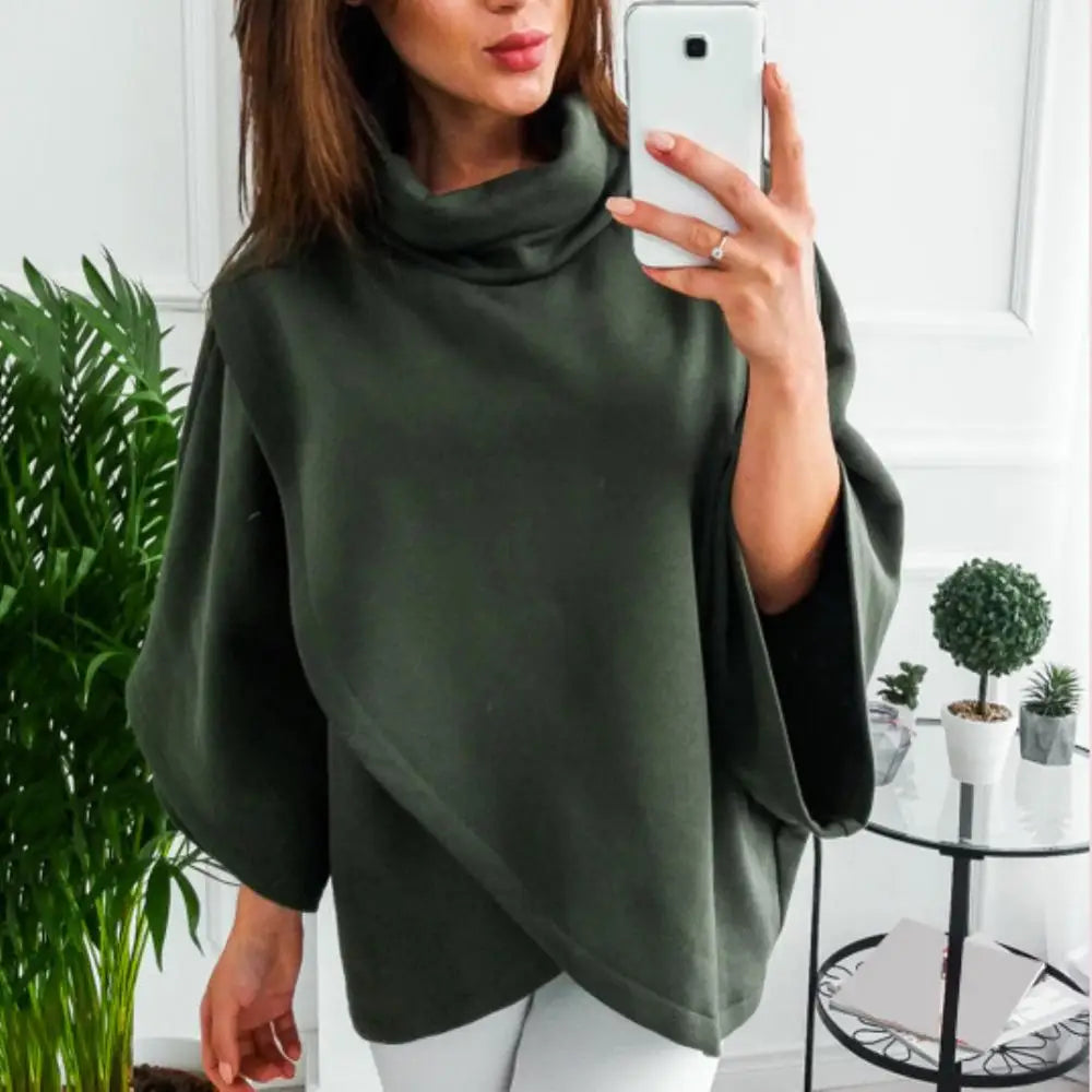Poncho cruzado de cuello alto con mangas de murciélago y capucha lisa