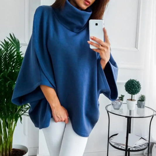 Poncho cruzado de cuello alto con mangas de murciélago y capucha lisa
