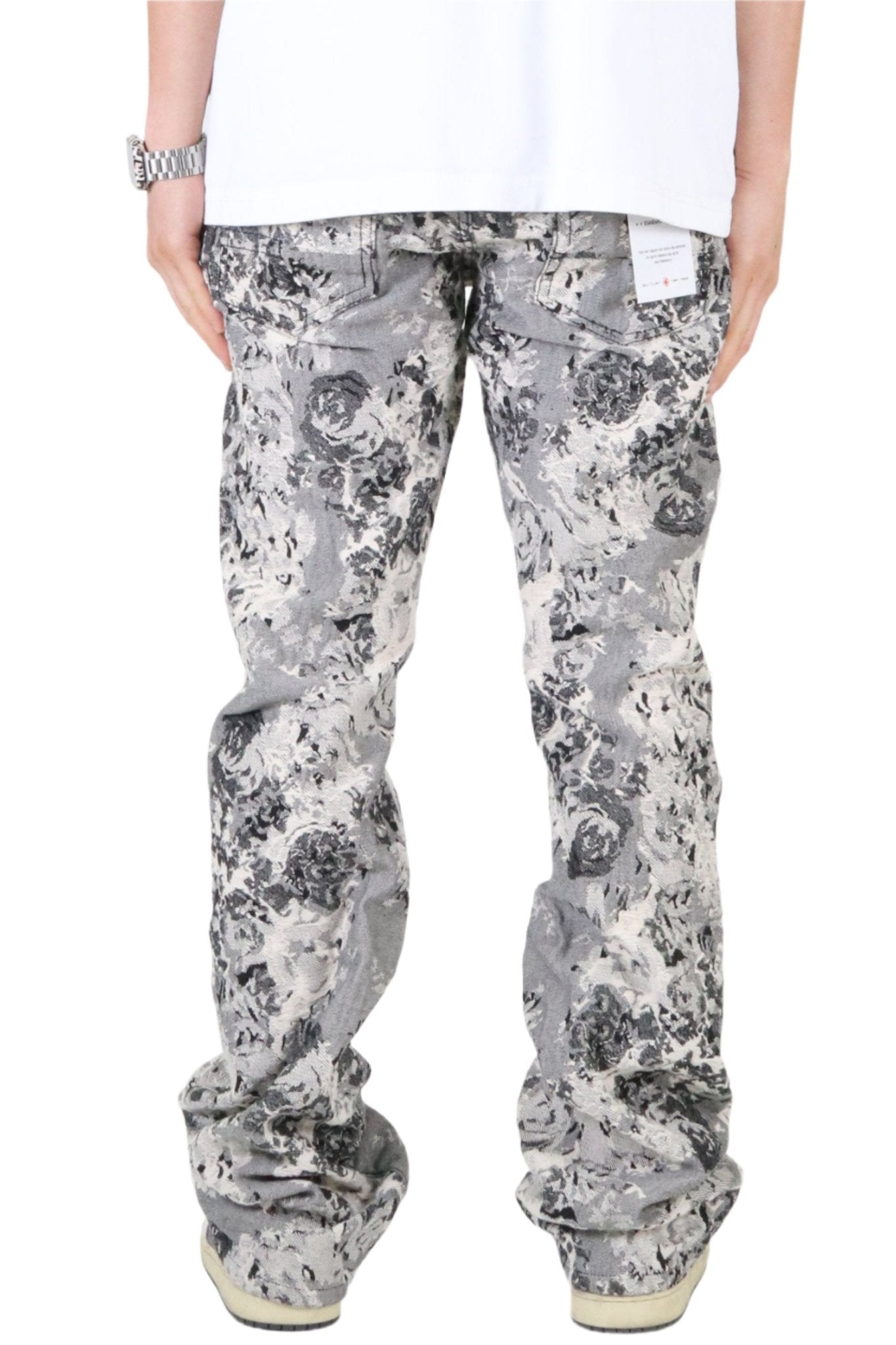 Pantalones vaqueros acampanados de corte apilado con jacquard premium para hombre de VISTA