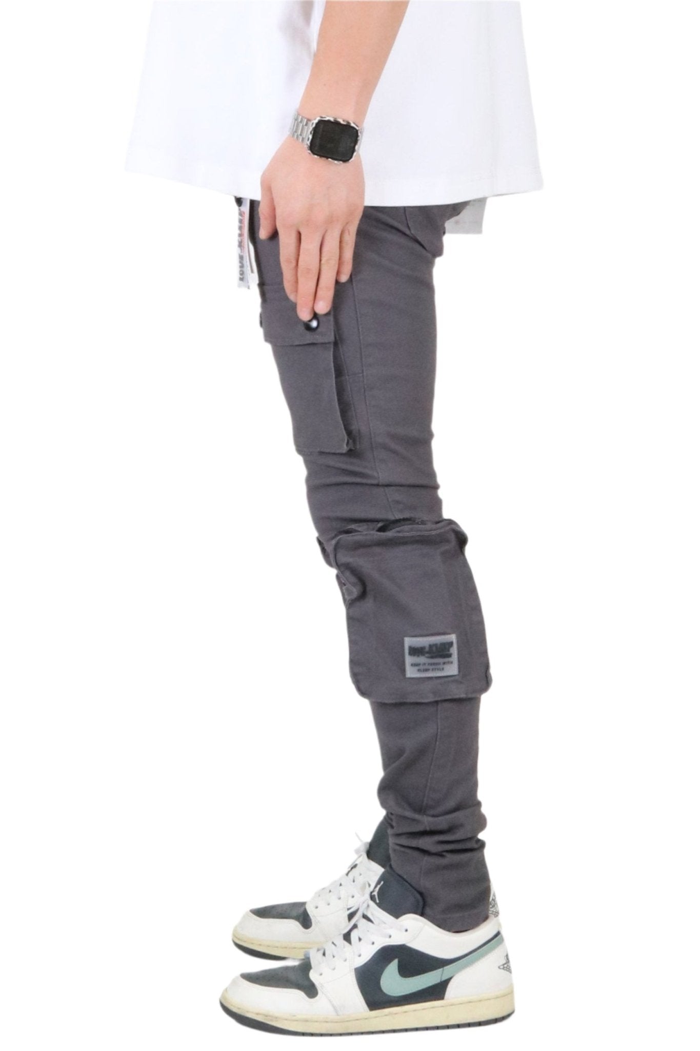 Pantalón cargo de sarga premium Gri para hombre con bolsillos multifuncionales