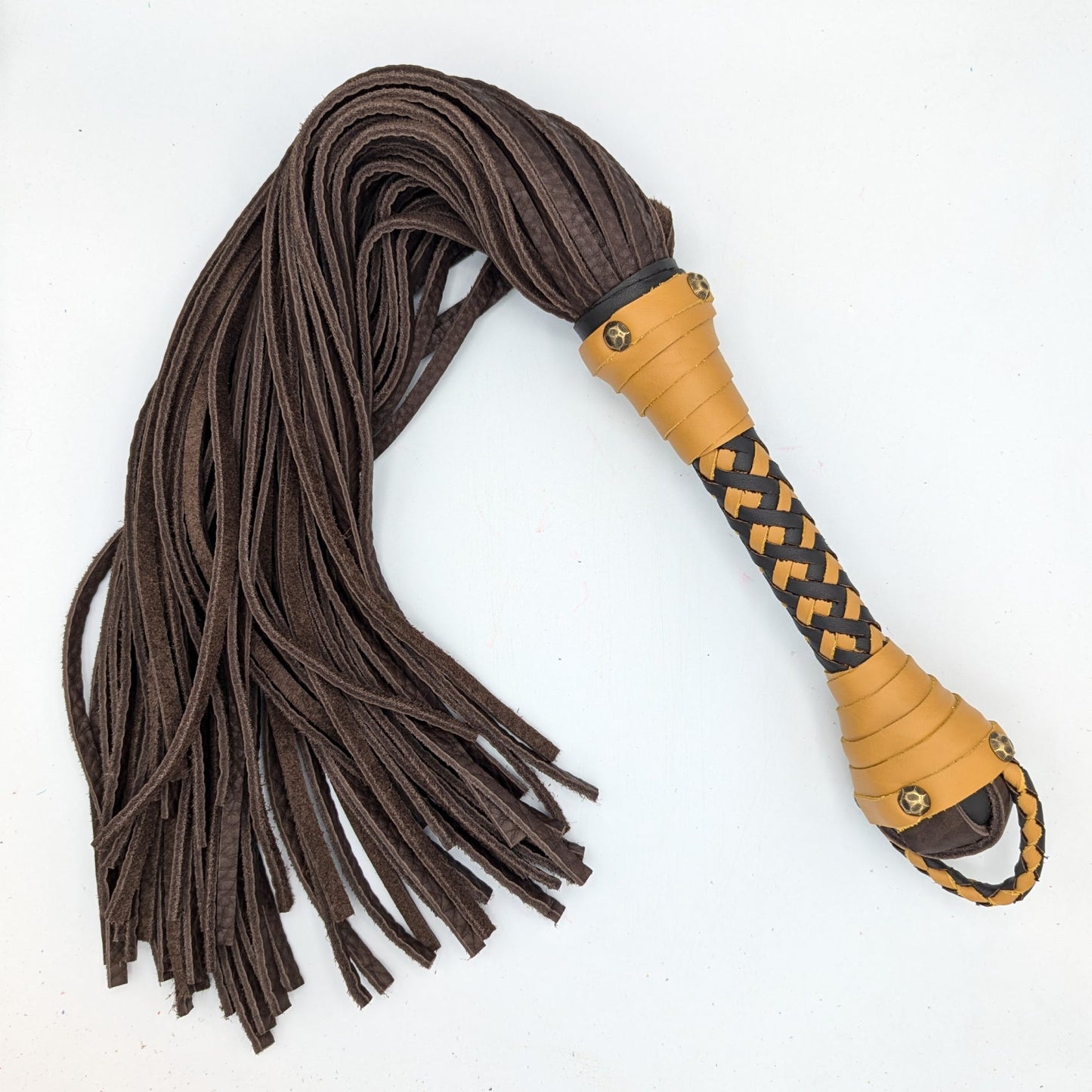 Flogger de piel de toro - Flogger de cuero - Personalizado por encargo