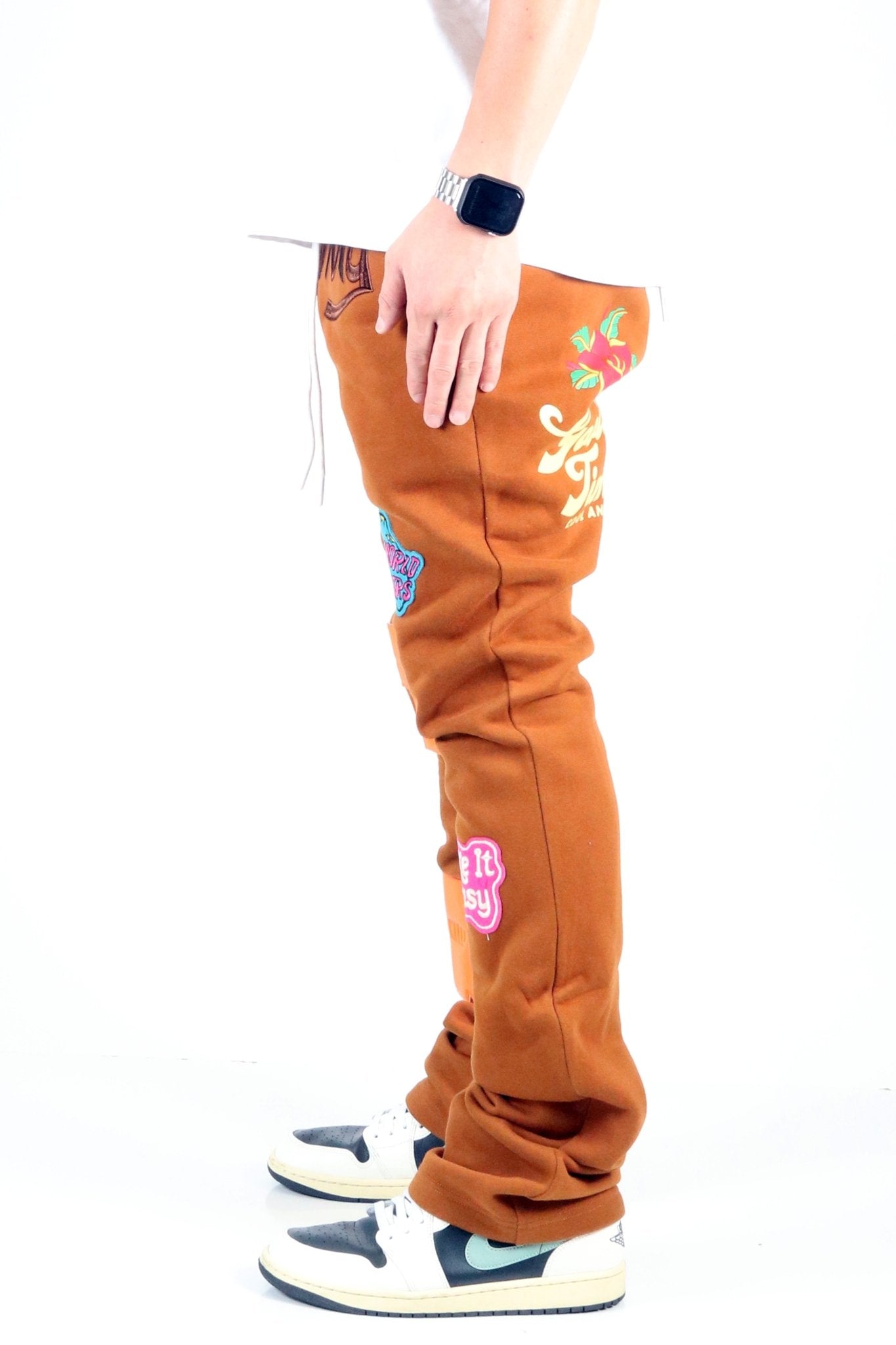 Pantalones acampanados ajustados con gráficos cepillados de peso pesado GEORGE