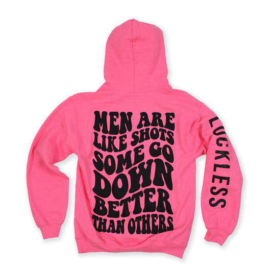 Sudadera con capucha "Los hombres son como disparos"