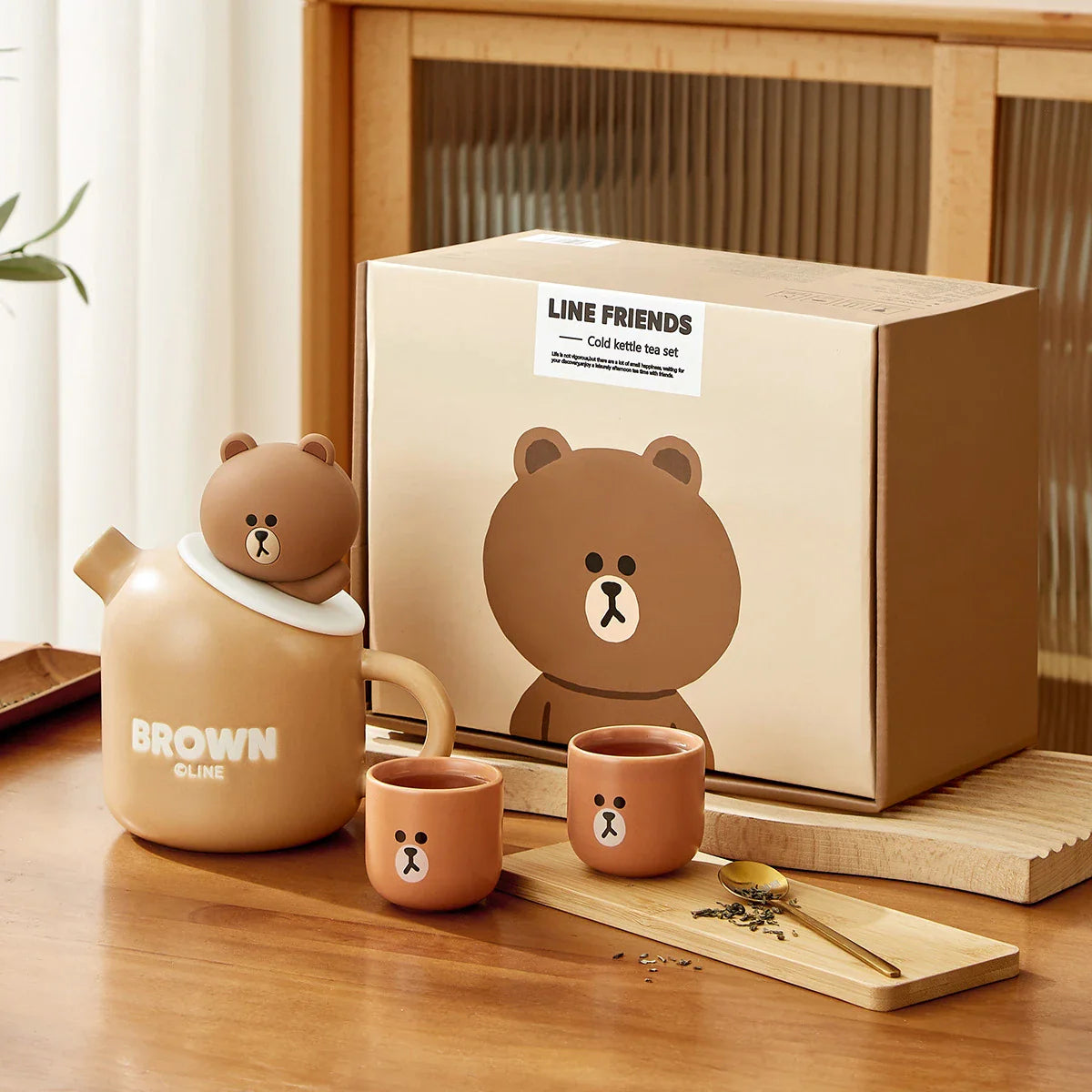 Tetera y tazas de oso de peluche de cerámica
