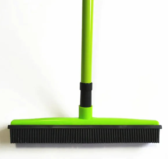 Escoba y mopa para quitar el pelo de las mascotas