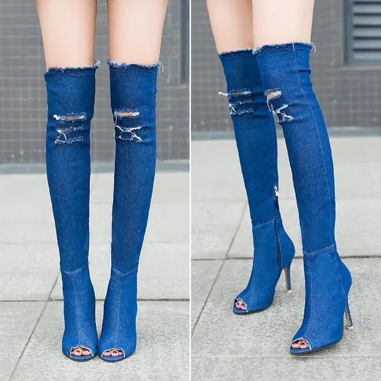 Botas vaqueras de caña alta con diseño de boca de pez y corte ajustado por encima de la rodilla