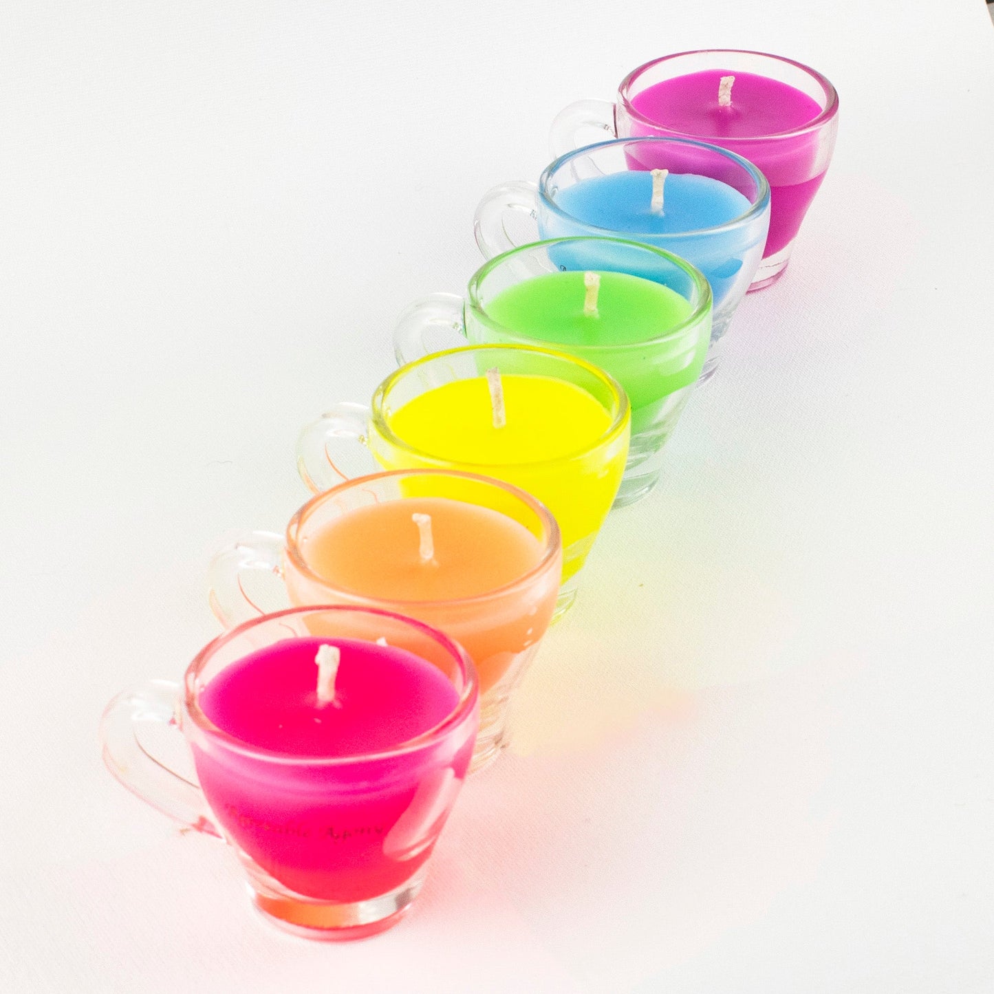 Vela de cera Teacup Play - Baja temperatura - Parafina - Regular y luz negra - Mini