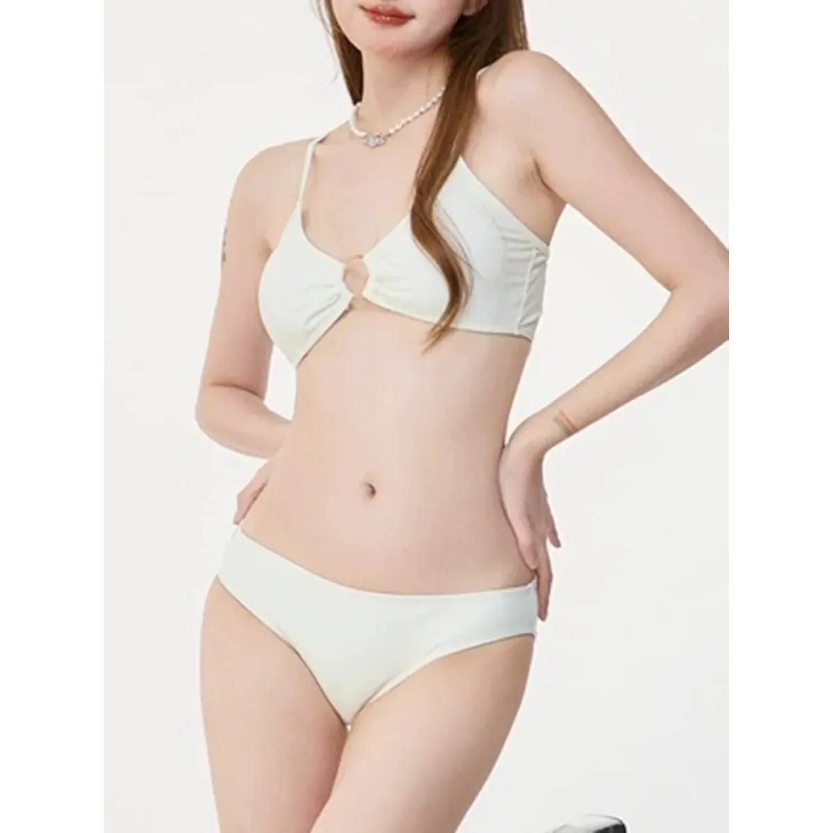 Conjunto de bikini de malla color marfil con cadena – Traje de baño de manga larga con cordones