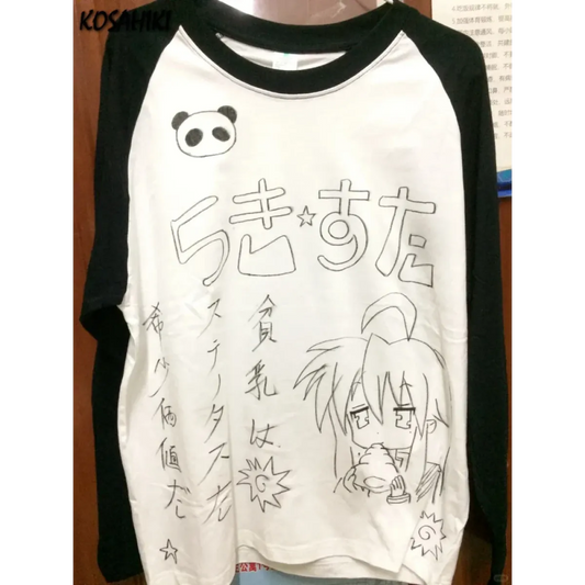 Camiseta Harajuku Anime con Mangas en Contraste