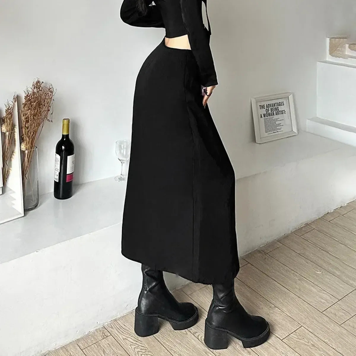 Minifalda gótica Techwear – Dobladillo irregular, detalle de hebilla, cintura alta