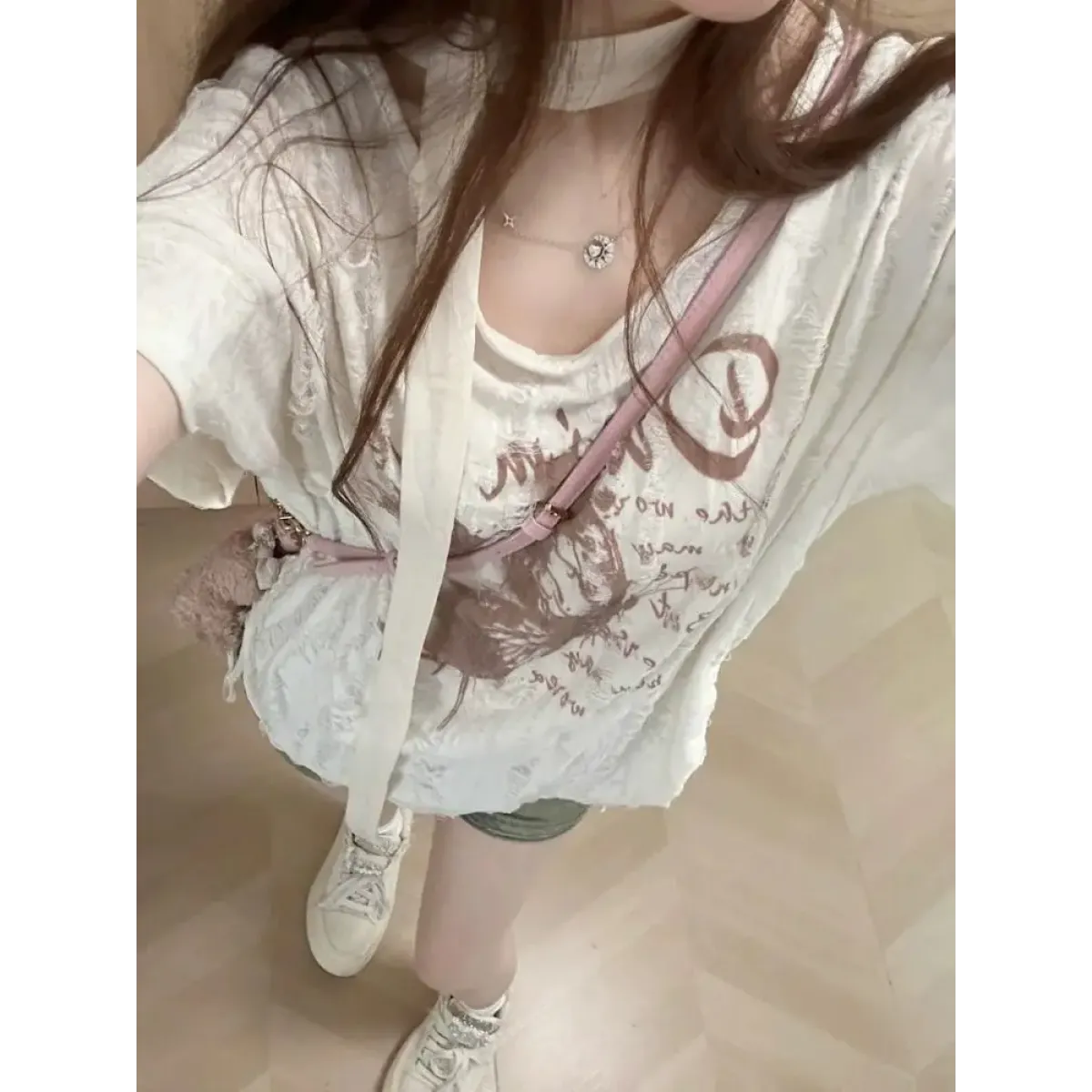 Camiseta Harajuku Drift con la letra T