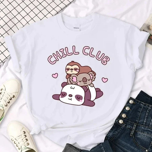 Camiseta Kawaii "Chill Club"