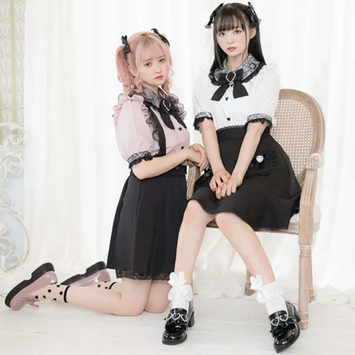 Blusa Kawaii Lolita de Encaje – Camisa Grunge Y2K con Lazo y Botones de Corazón