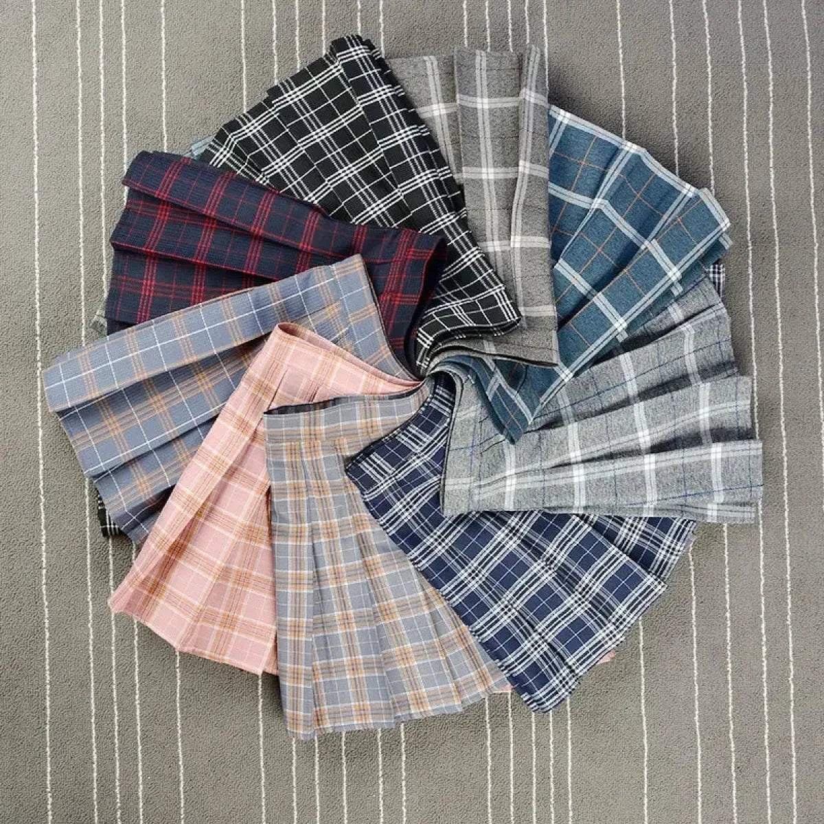 Minifalda plisada de cuadros estilo Harajuku Preppy – Estilo escolar Kawaii