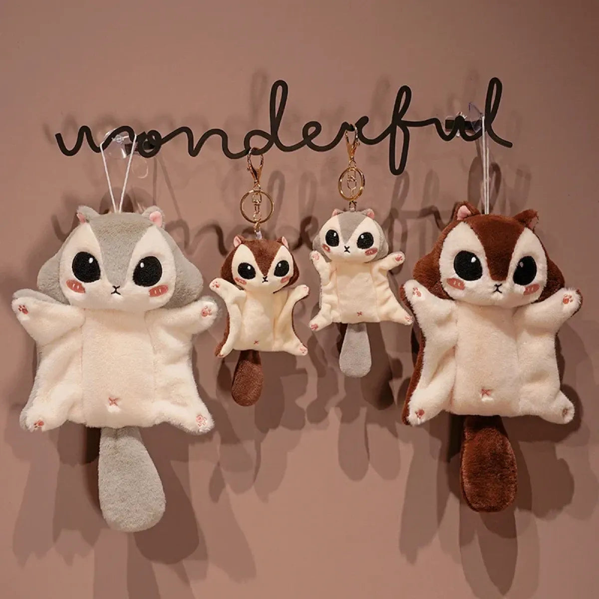 Llavero de peluche de ardilla Kawaii