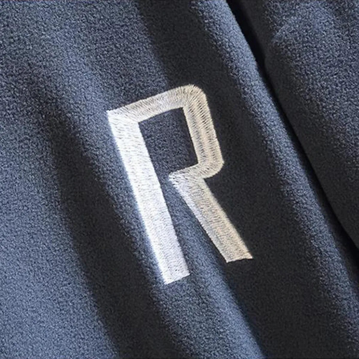 Sudadera con capucha cortavientos de tecnología