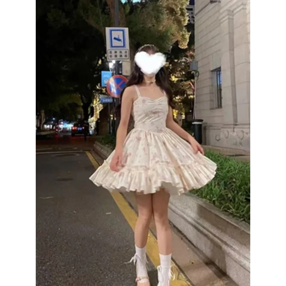 Conjunto de top de pana con lazo Y2K y vestido floral – Corte entallado suave